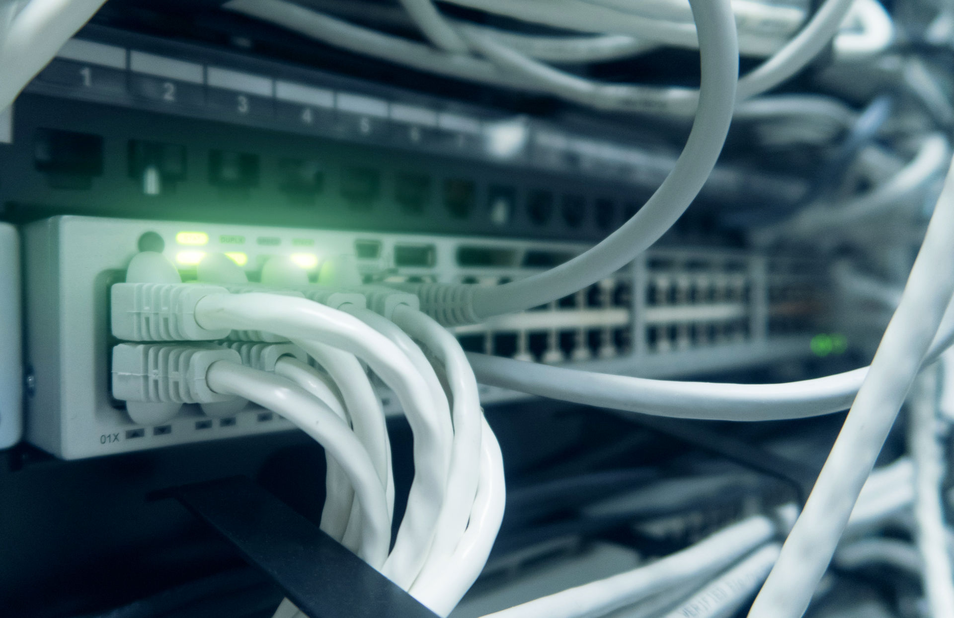 Ihr Netzwerk.<br />
Vollständig unter Kontrolle.